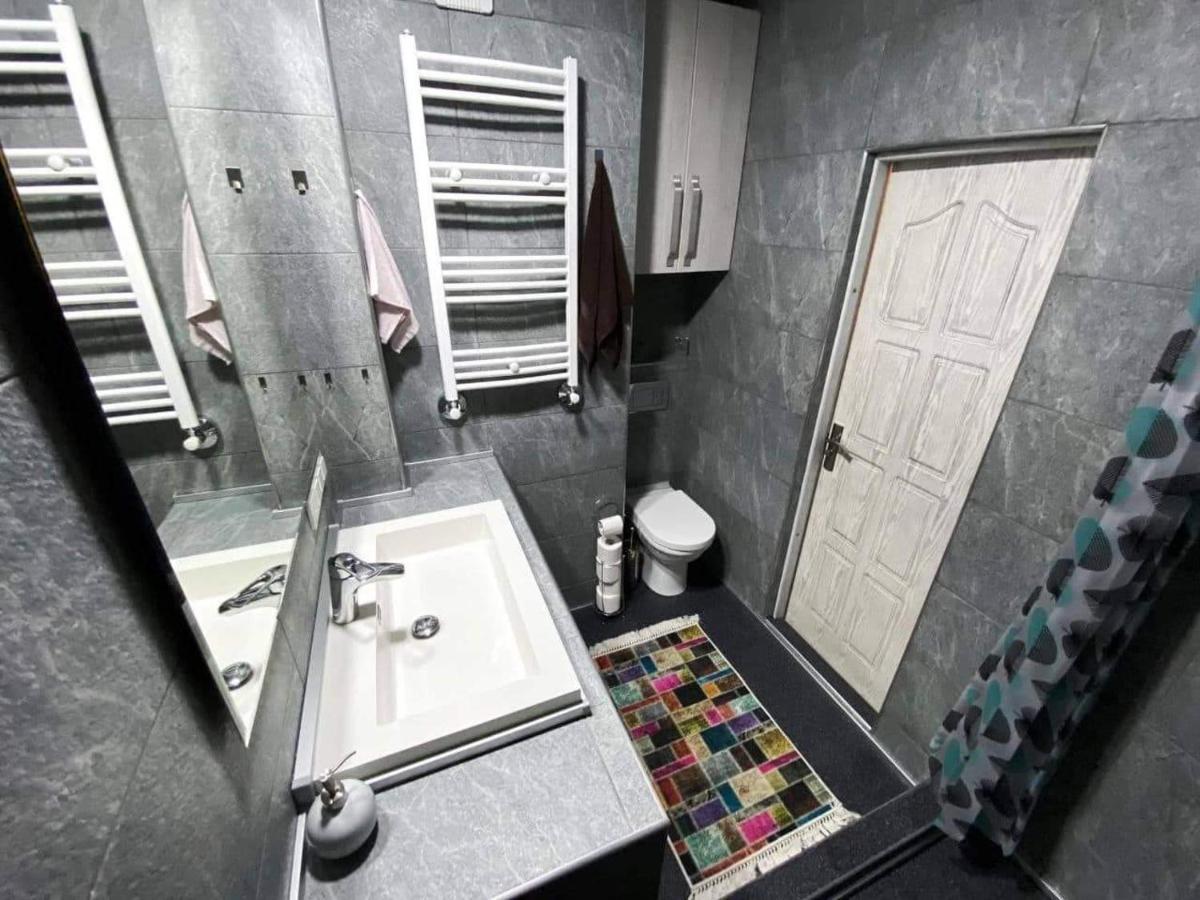 Fantastic Central Apartment Chisinau Exterior foto